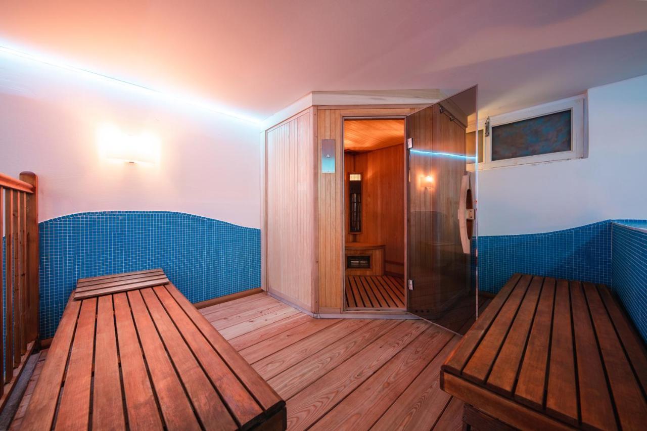 Hotel Elena Saint-Vincent Eksteriør bilde